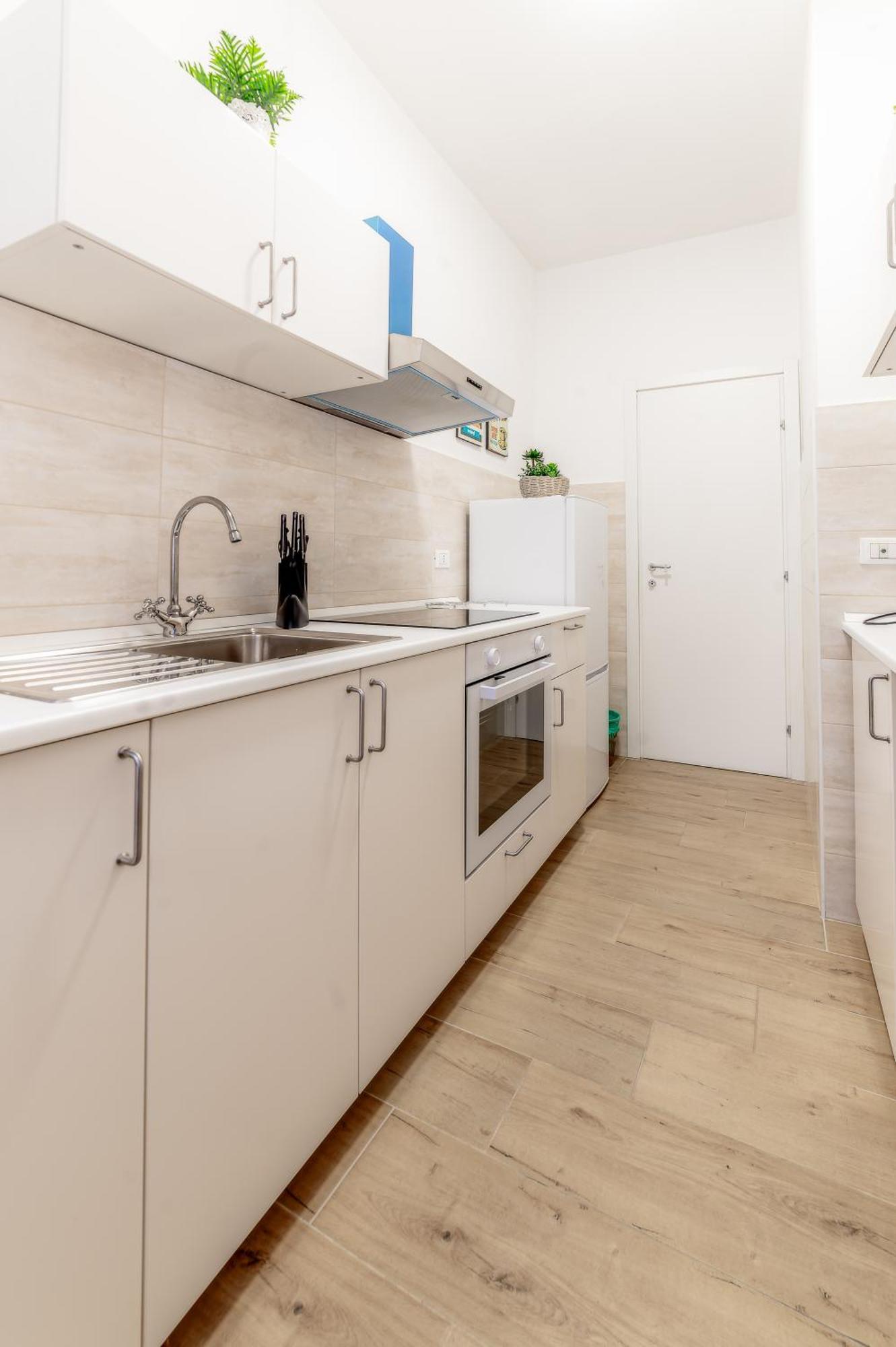 Apartment Mary Flat- Metro Garbatella - Wi-fi Rom