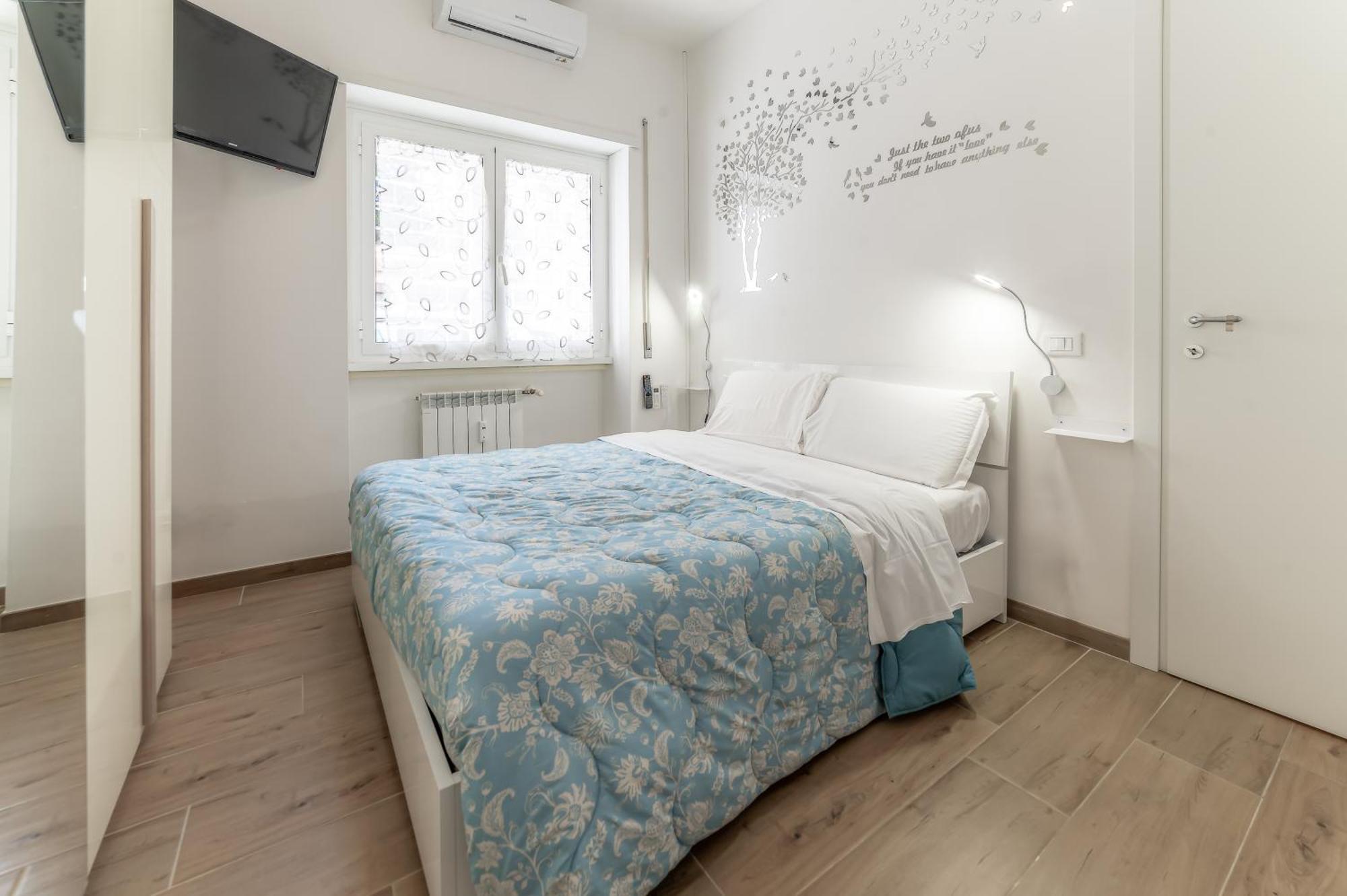 Mary Flat- Metro Garbatella - Wi-fi Apartment *
